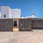 Jessica Lanzarote By Villa Playa Blanca (Lanzarote)
