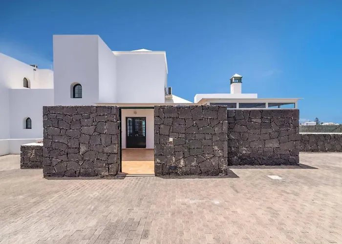 Jessica Lanzarote By Vila Playa Blanca (Lanzarote)